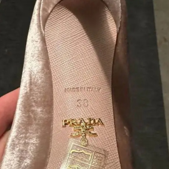 Prada Nude Heels - Picture 2 of 3